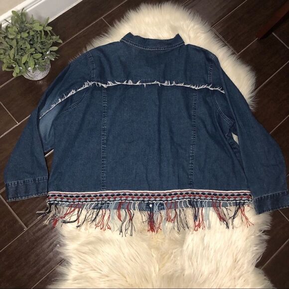 Carole Little Crochet/ Fringed Denim Jacket Sz  24 - Picture 6 of 9